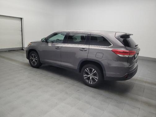 2019 Toyota Highlander LE I4