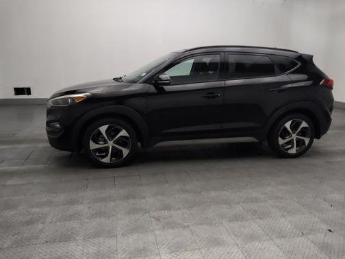 Black Noir Pearl 2018 Hyundai TUCSON Value