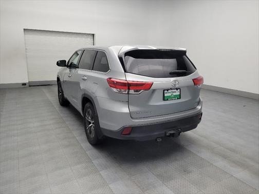 2017 Toyota Highlander LE