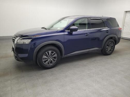 2022 Nissan Pathfinder S 4WD