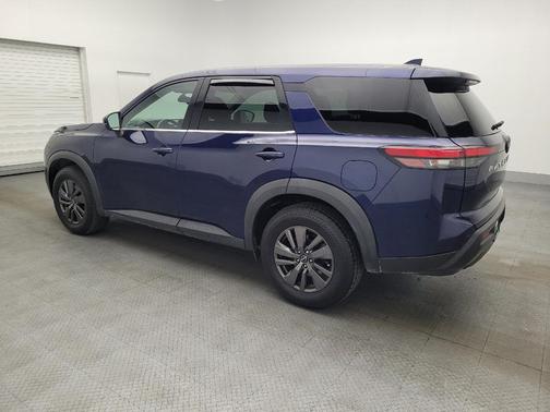 2022 Nissan Pathfinder S 4WD