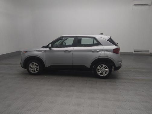Stellar Silver 2021 Hyundai VENUE SE