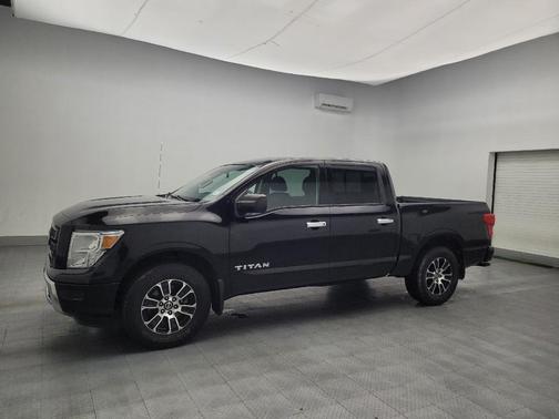 2021 Nissan Titan SV