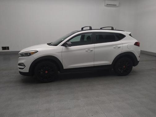 2017 Hyundai TUCSON Night