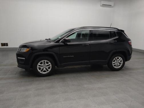 Diamond Black Crystal Pearlcoat 2019 Jeep Compass Sport