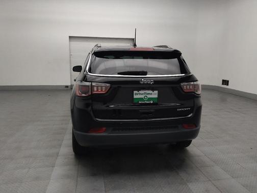 Diamond Black Crystal Pearlcoat 2019 Jeep Compass Sport