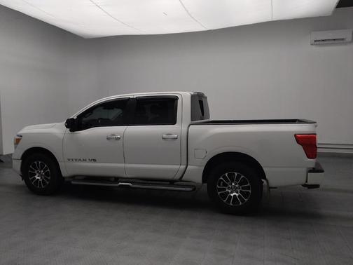 2020 Nissan Titan SV