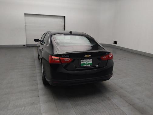 Mosaic Black Metallic 2023 Chevrolet Malibu FWD 1LT