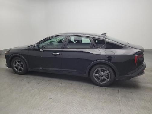 Aurora Black Pearl 2025 Kia K4 LXS