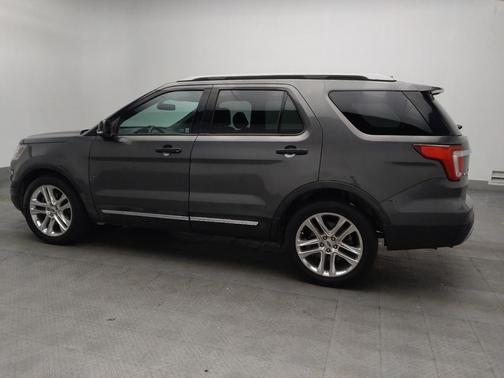 Gray 2017 Ford Explorer XLT