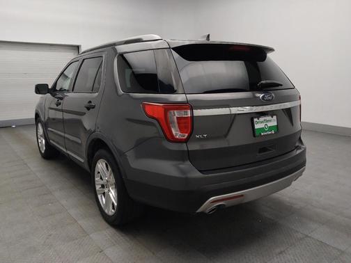 Gray 2017 Ford Explorer XLT