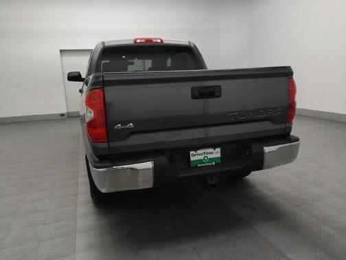 2017 Toyota Tundra SR5