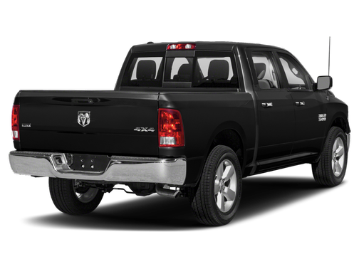 Diamond Black Crystal Pearlcoat 2021 RAM 1500 Classic SLT