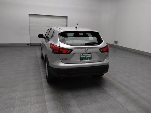 2017 Nissan Rogue Sport S