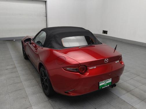 2019 Mazda MX-5 Miata Sport