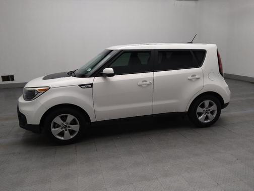 Clear White 2019 Kia Soul Base