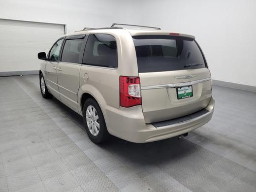2015 Chrysler Town & Country LX