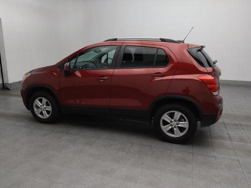 Red 2022 Chevrolet Trax LT