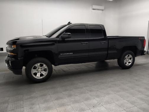 Black 2018 Chevrolet Silverado 1500 2LT