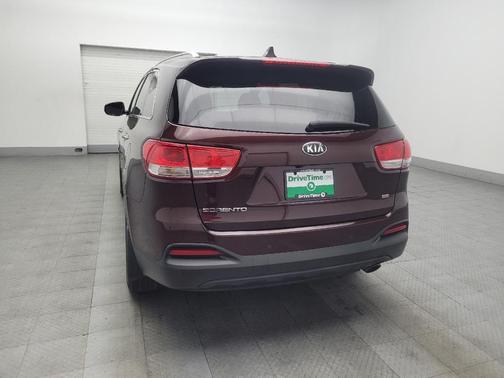 Sangria 2018 Kia Sorento LX