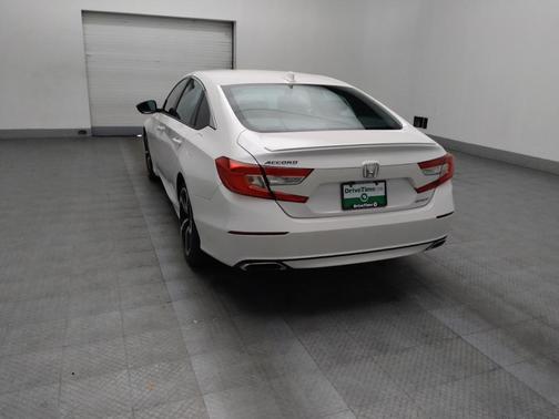 Platinum White Pearl 2018 Honda Accord Sport