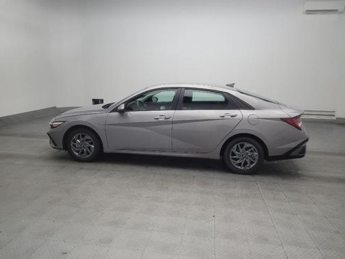 Fluid Metal 2025 Hyundai ELANTRA HEV Blue