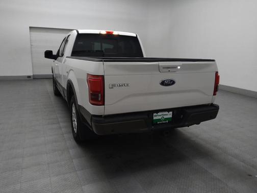 White 2015 Ford F-150 Lariat