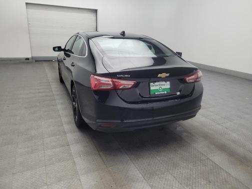 Mosaic Black Metallic 2022 Chevrolet Malibu FWD LT