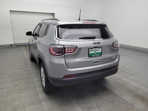 Billet Silver Metallic Clearcoat 2022 Jeep Compass Latitude