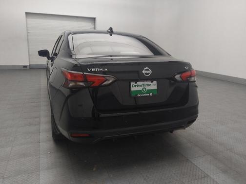 Super Black 2020 Nissan Versa 1.6 SV
