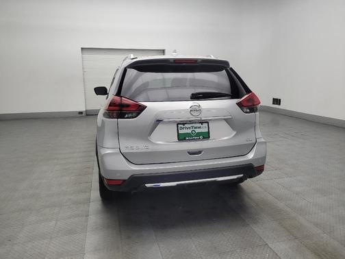 Brilliant Silver Metallic 2019 Nissan Rogue SL