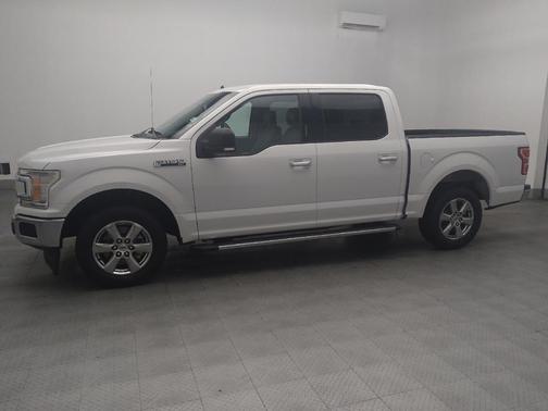 Oxford White 2019 Ford F-150 XLT