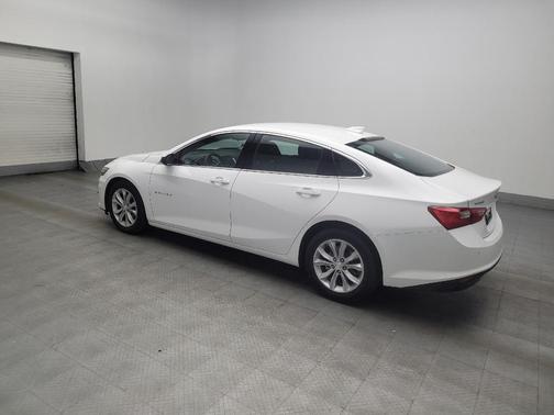 Summit White 2025 Chevrolet Malibu FWD 1LT