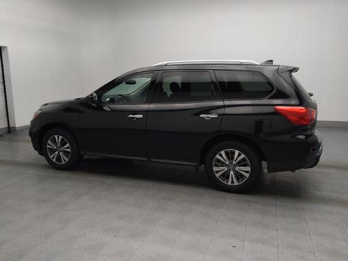 2019 Nissan Pathfinder SV