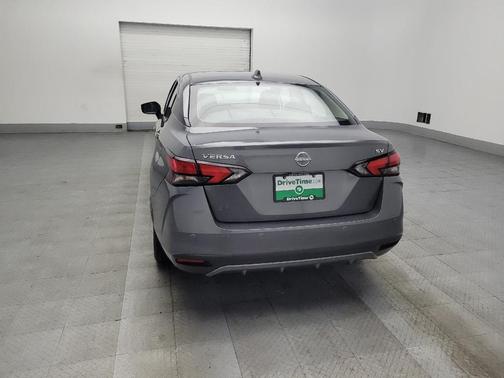 2023 Nissan Versa 1.6 SV