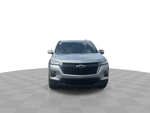 Sterling Gray Metallic 2023 Chevrolet Traverse LT Cloth