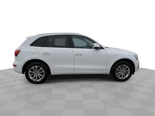 2016 Audi Q5 2.0T Premium