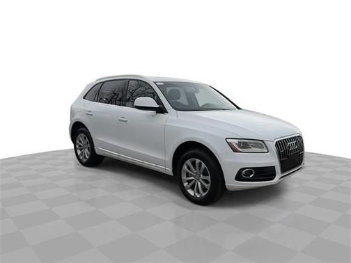 2016 Audi Q5 2.0T Premium