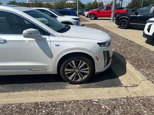 2020 Cadillac XT6 Premium Luxury AWD