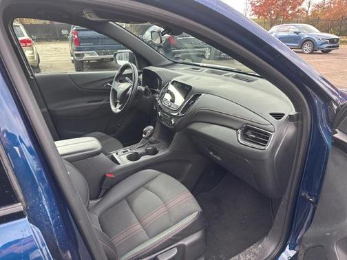 2023 Chevrolet Equinox FWD RS