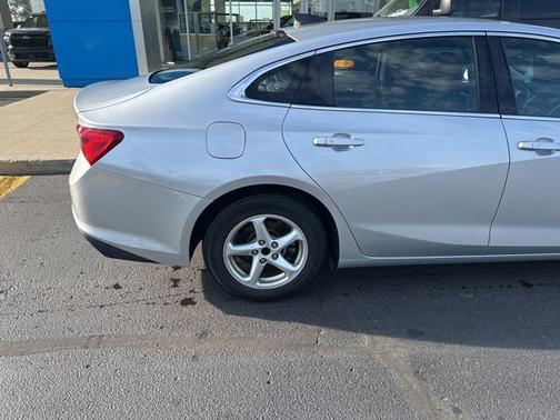 2016 Chevrolet Malibu LS