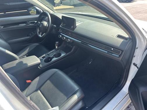 2022 Honda Civic EX-L