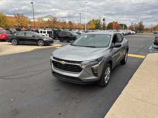 2024 Chevrolet Trax LS