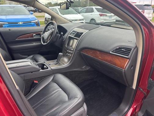 2013 Lincoln MKX Base