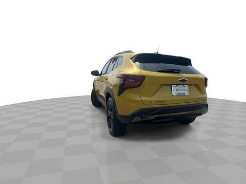 Nitro Yellow Metallic 2024 Chevrolet Trax FWD ACTIV