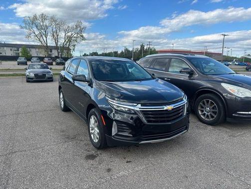 Mosaic Black Metallic 2023 Chevrolet Equinox 1LT