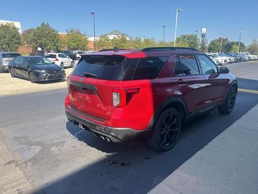2022 Ford Explorer ST