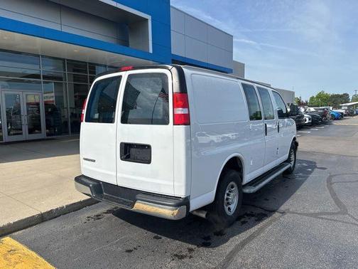 Summit White 2024 Chevrolet Express 2500 Work Van