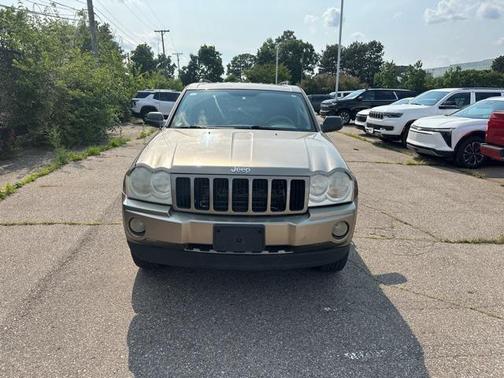 2005 Jeep Grand Cherokee Laredo