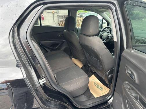 Black Metallic 2020 Chevrolet Trax LS